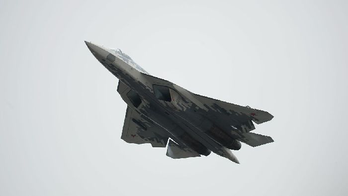 Su-57.